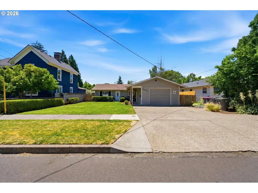 330 NW 12th St, McMinnville, OR 97128 - #2