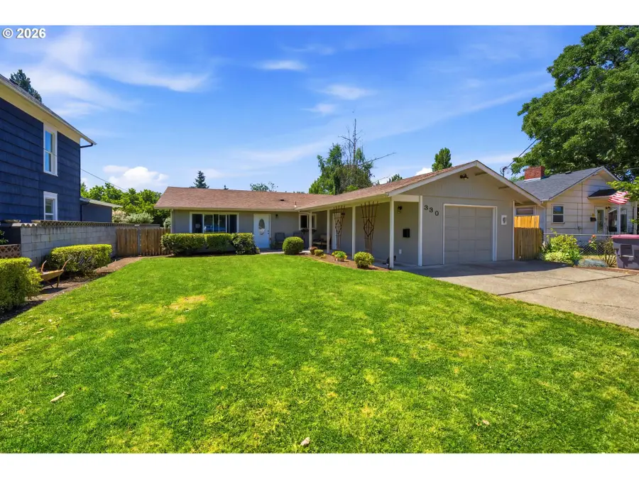 330 NW 12th St, McMinnville, OR 97128 - #3