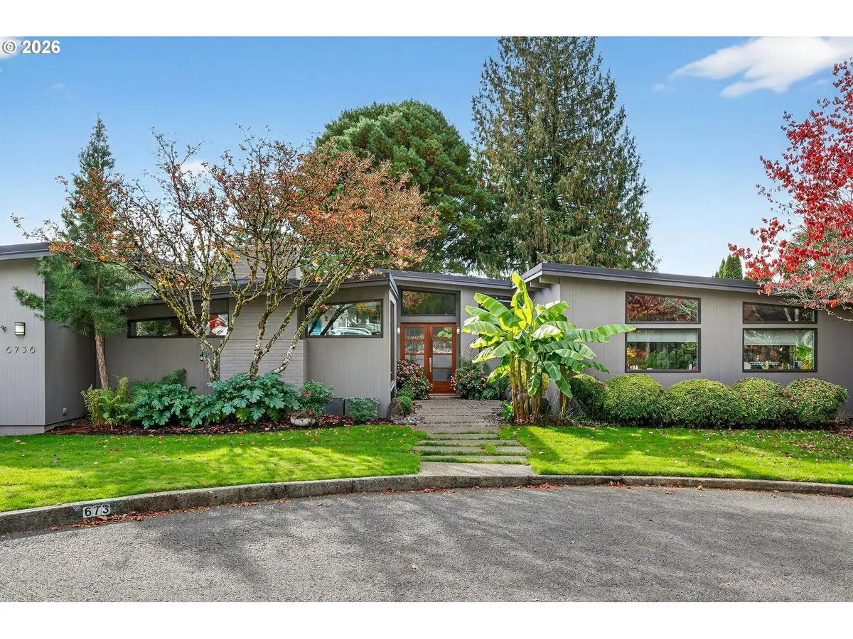 6736 SW Hamilton Ct, Portland, OR 97225 - #1
