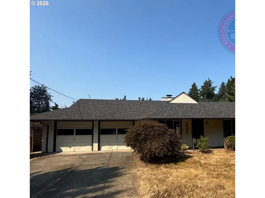 6354 Hiawatha Ct, Northwest Clackamas, OR 97035 - #2