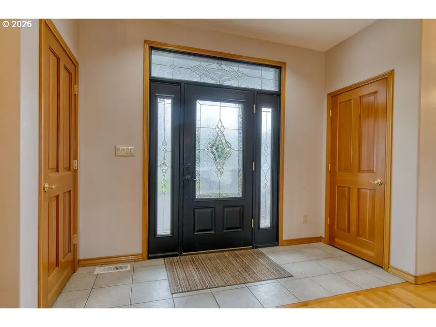 33750 Luttrell Farms Dr, Saint Helens, OR 97051 - #3