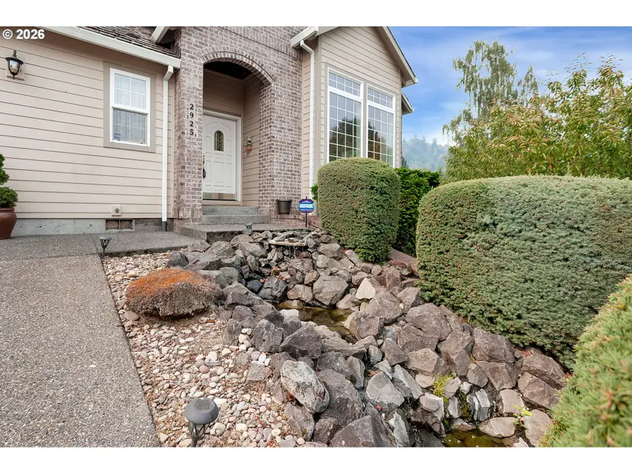 2925 SE Cleveland Dr, Gresham, OR 97080 - #2