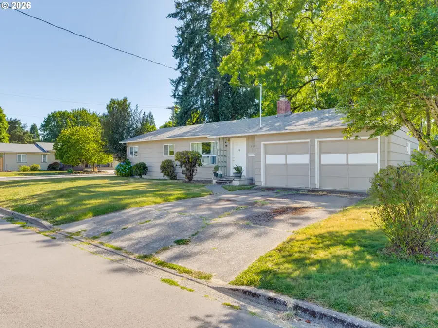 1349 SW Melrose Ave, McMinnville, OR 97128 - #3