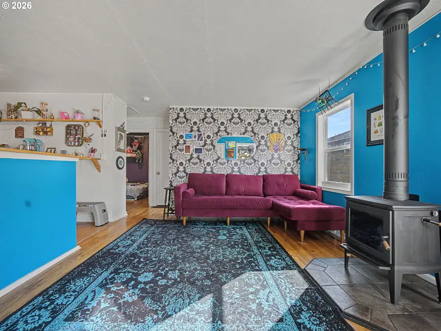 3608 SE Center St, Portland, OR 97202 - #3