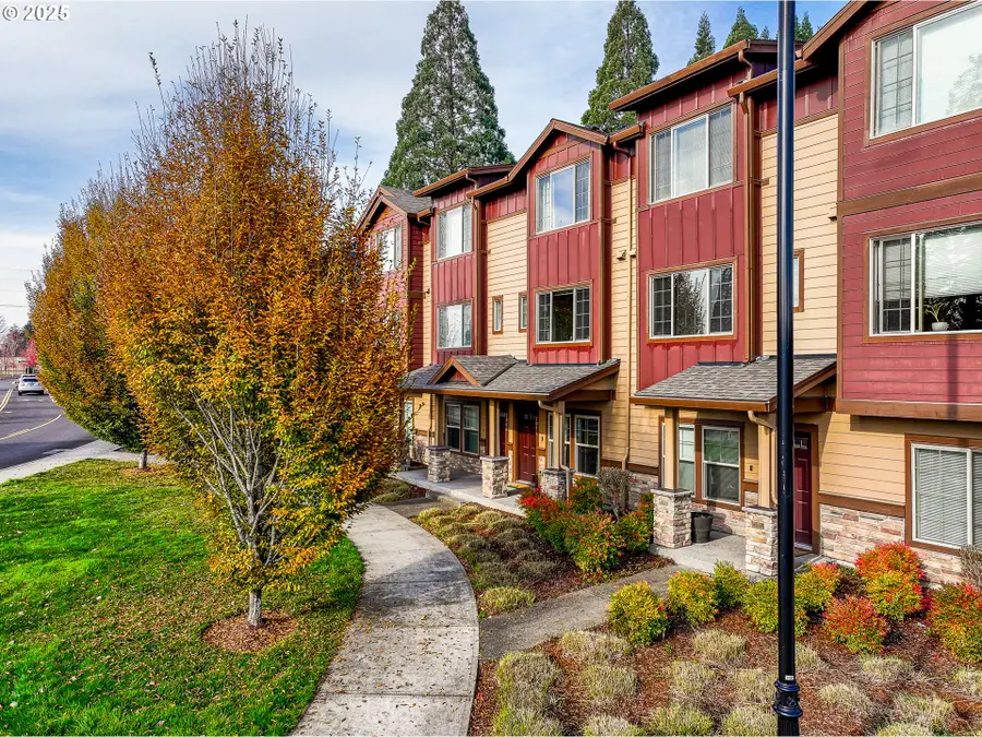 7974 NE Heiser St, Hillsboro, OR 97006 - Image #2