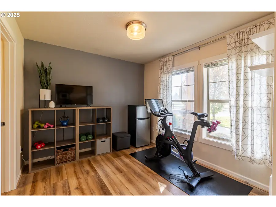 7974 NE Heiser St, Hillsboro, OR 97006 - Image #3