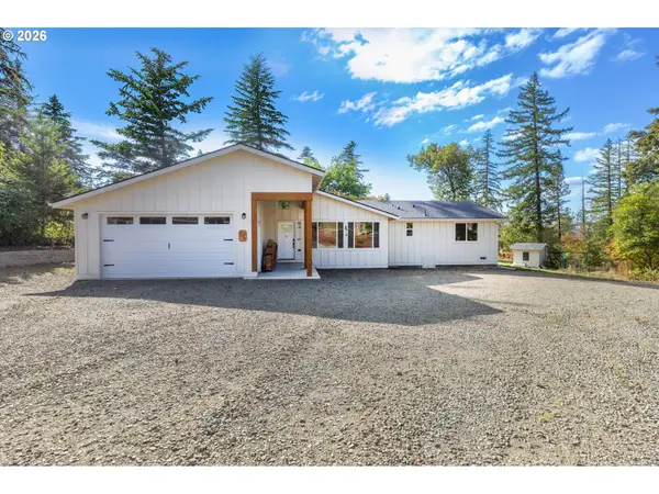 31403 S Long Fir Ct, Molalla, OR 97038