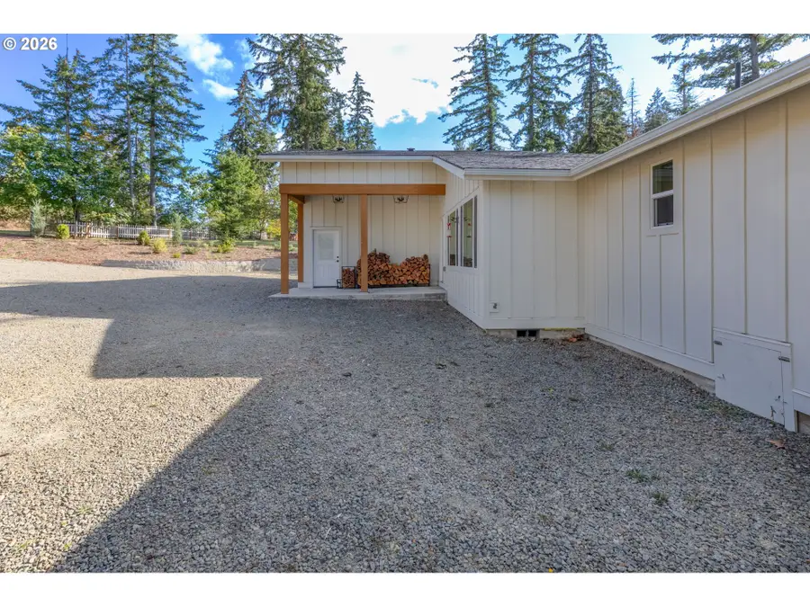 31403 S Long Fir Ct, Molalla, OR 97038 - #3