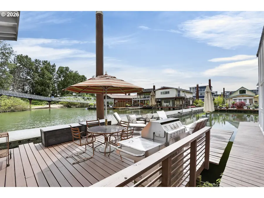 11610 N Island Cove Ln, Portland, OR 97217 - #3