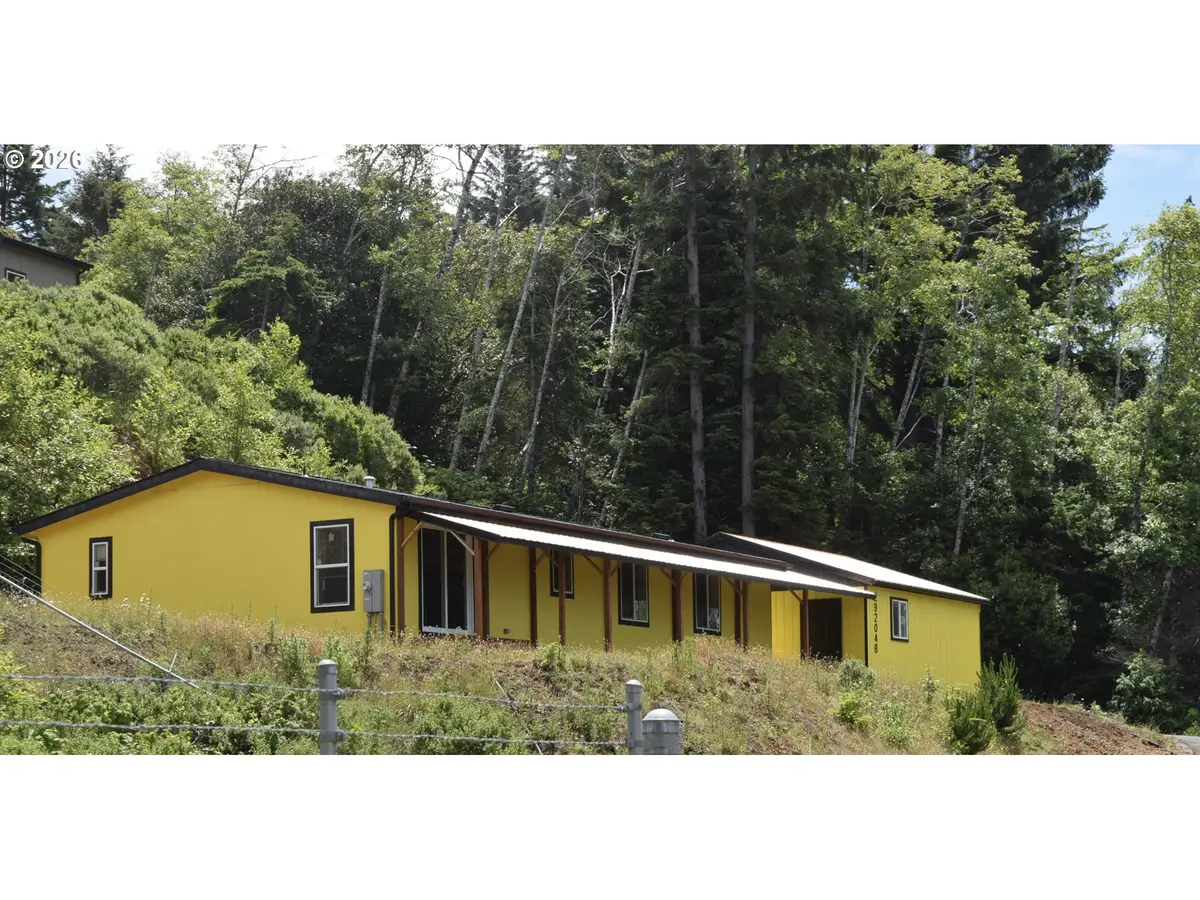 29204 Wallace St #B, Gold Beach, OR 97444 - #1