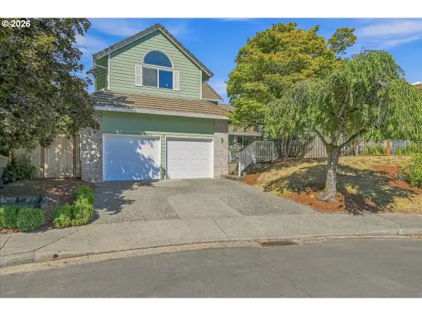 5050 NW 180th Ter, Portland, OR 97229