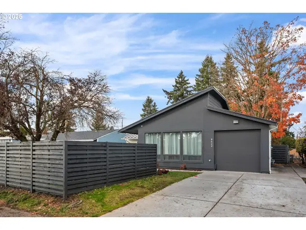 8629 NE Clackamas St, Portland, OR 97220