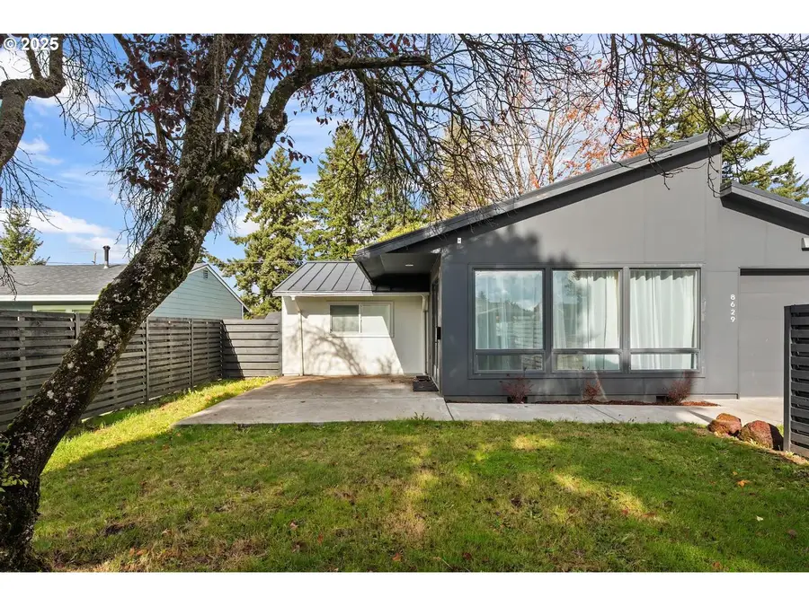 8629 NE Clackamas St, Portland, OR 97220 - Image #2