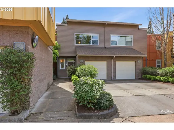 367 Rustic Pl #44, Eugene, OR 97401