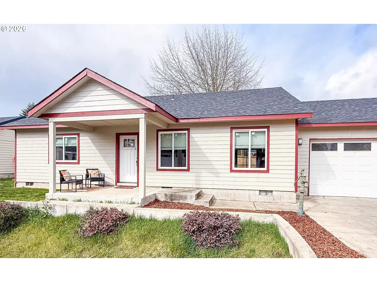 2382 E Irwin Way, Eugene, OR 97402 - #1