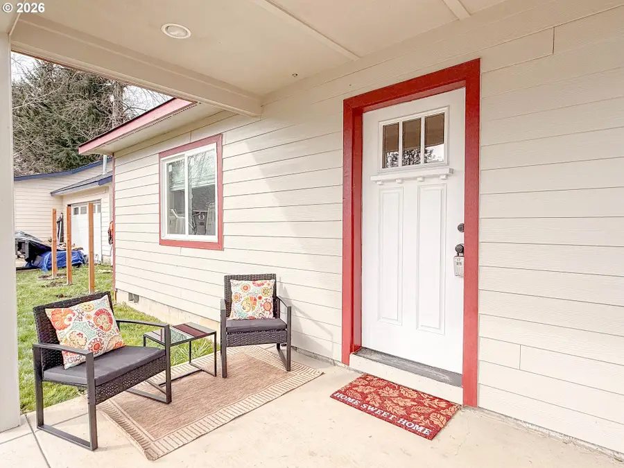 2382 E Irwin Way, Eugene, OR 97402 - #2