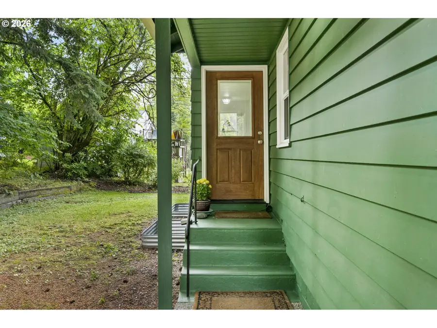1316 SW Taylors Ferry Ct, Portland, OR 97219 - #2