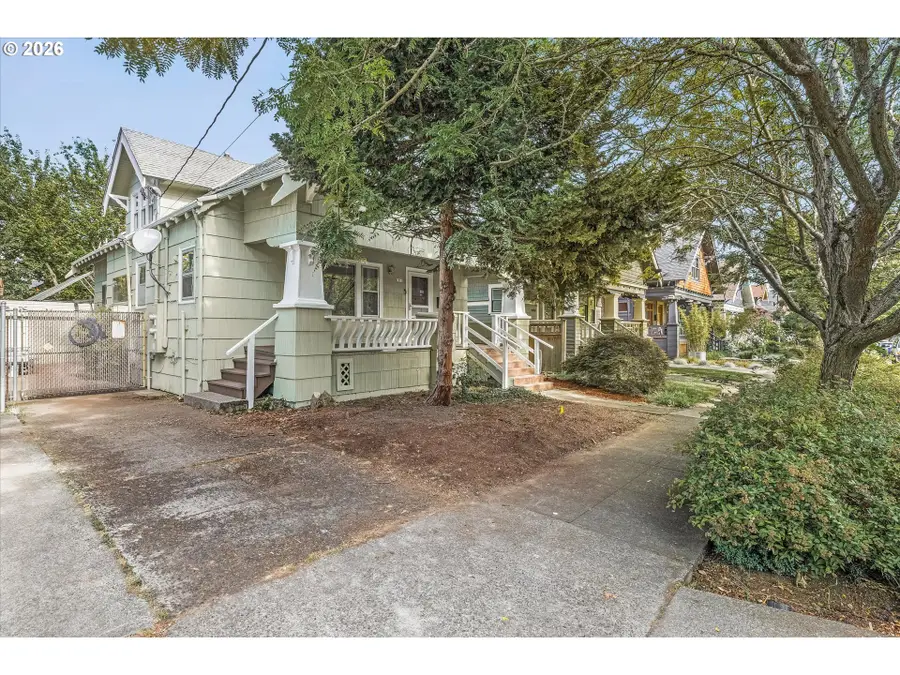1911 SE 42nd Ave, Portland, OR 97215 - #2