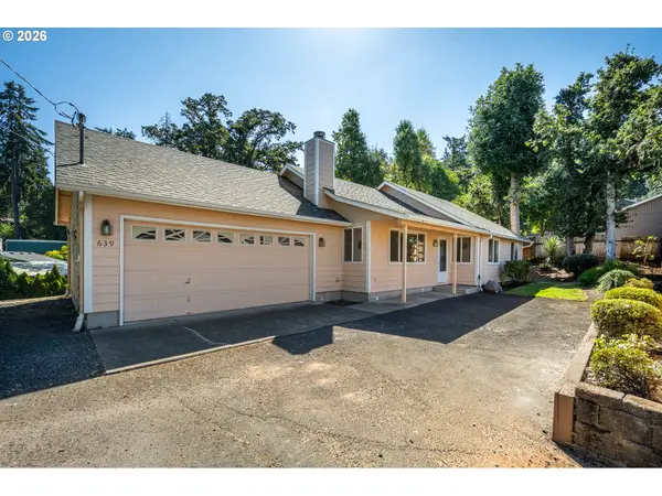 639 S 70th St, Springfield, OR 97478