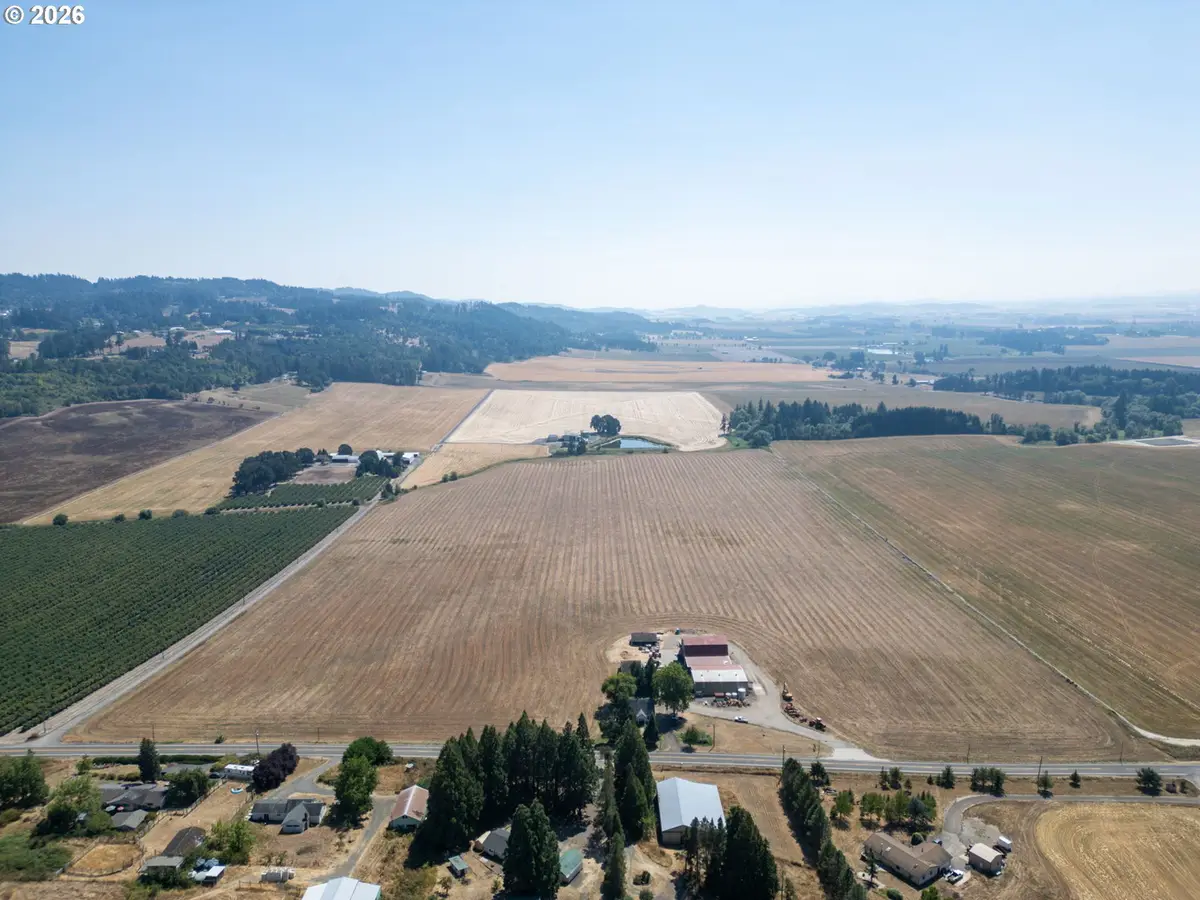 5830 SE Amity Rd, Amity, OR 97101 - #1