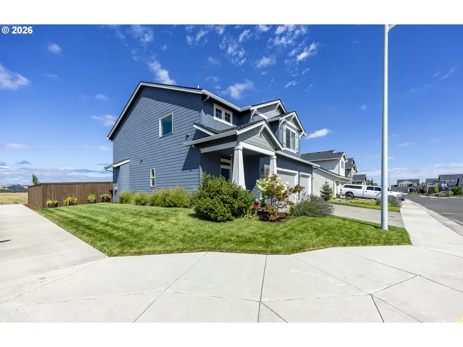 1451 Gladiola Dr, Junction City, OR 97448 - #2