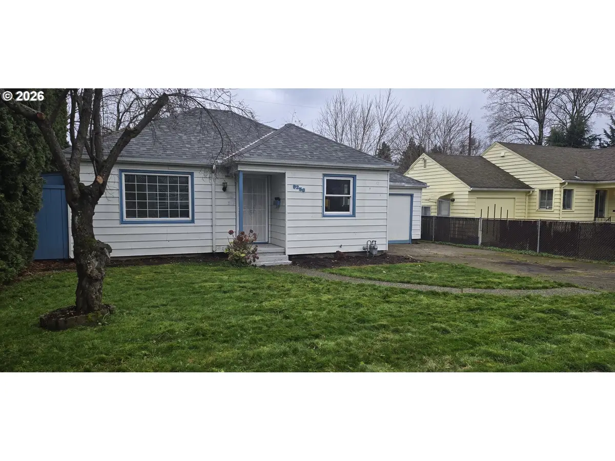 9256 SE Morrison St, Portland, OR 97216 - #1