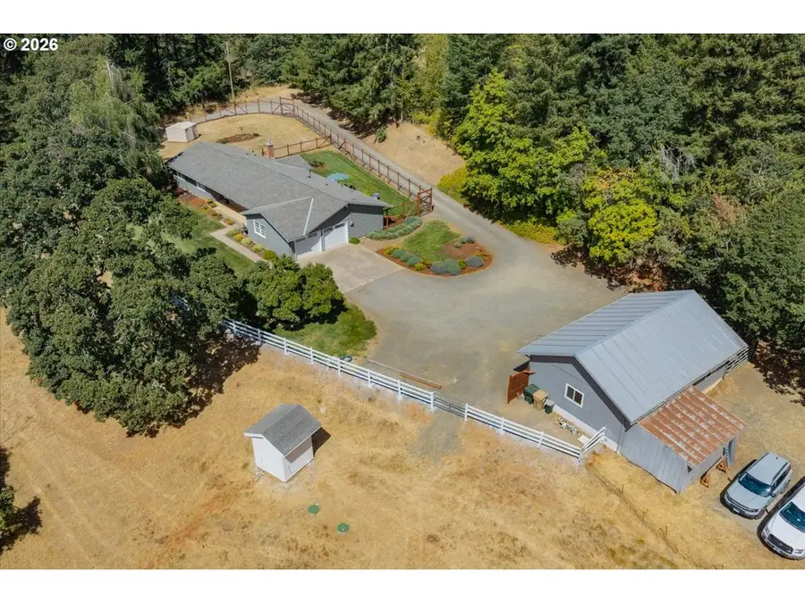 27927 Pine View Rd, Brownsville, OR 97327 - #2