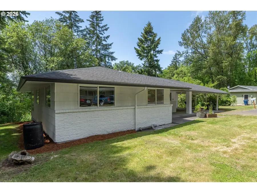 121 Lowrane Dr, Kelso, WA 98626 - #3