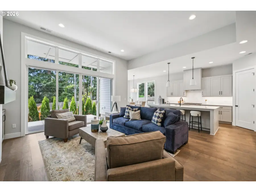 9240 SW 74th Ave, Portland, OR 97223 - #2