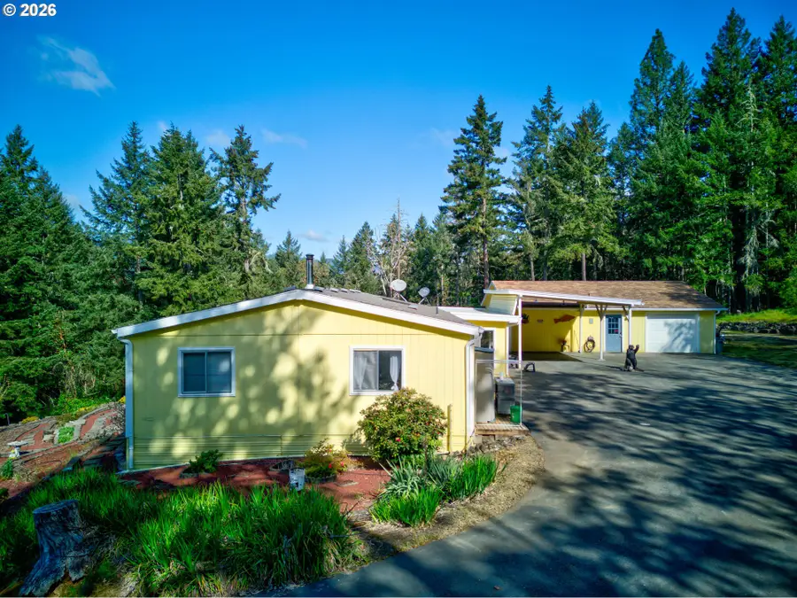 1160 Cleveland Loop Dr, Roseburg, OR 97471 - #3