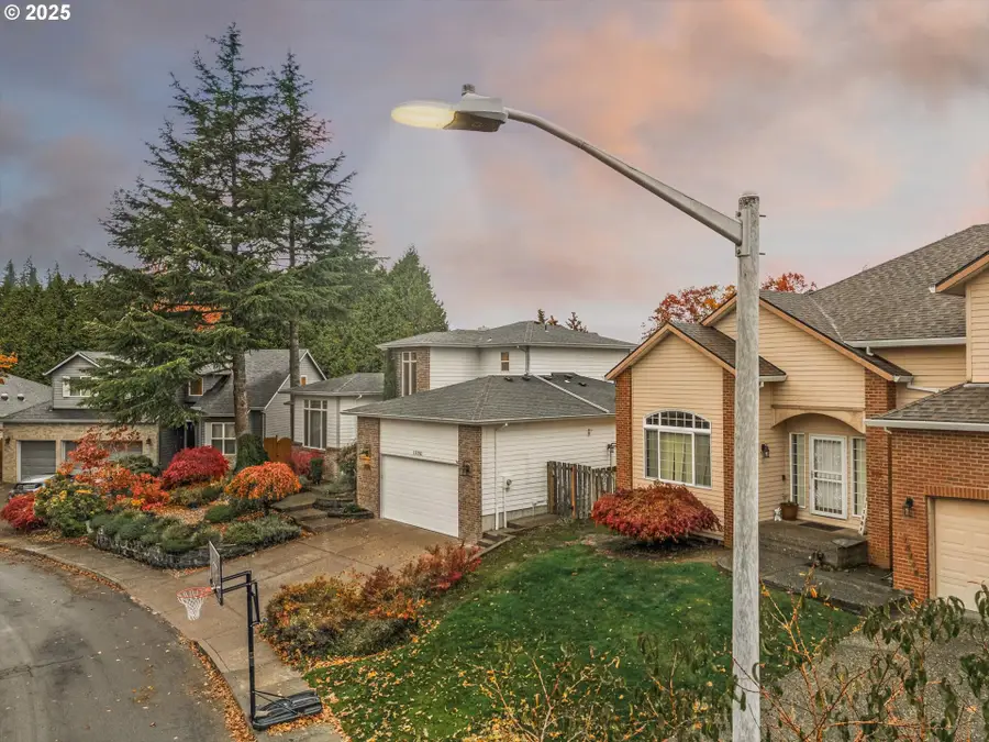 15092 SE Diamond Dr, Clackamas, OR 97015 - Image #3