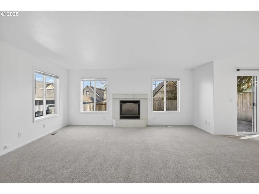 6006 SW View Point Ter, Portland, OR 97239 - #2