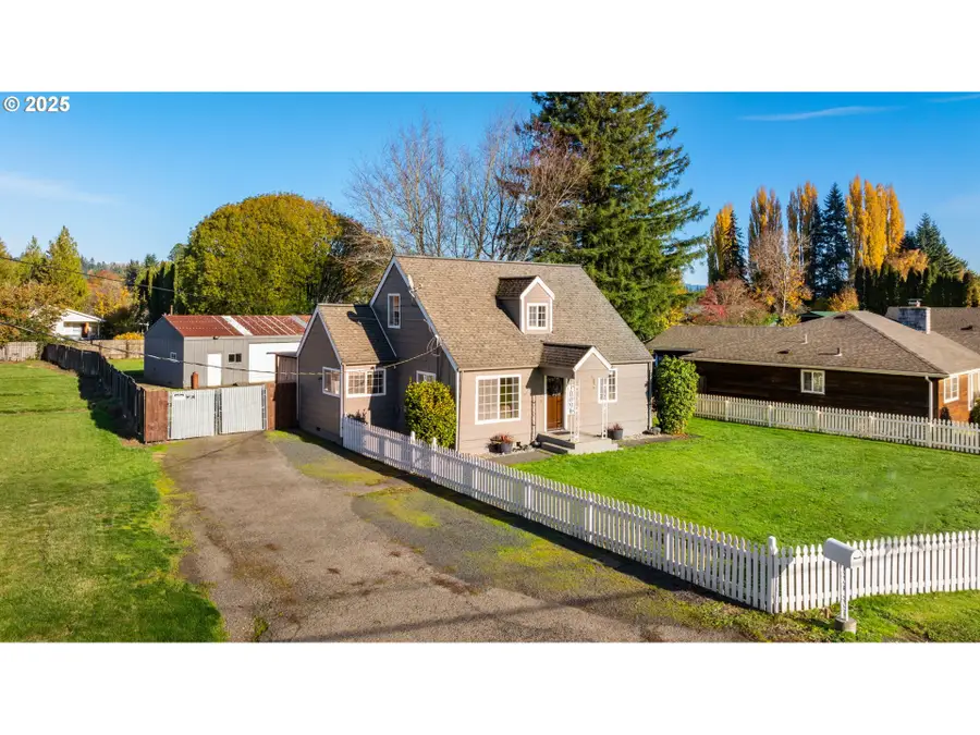 2308 32nd Ave, Longview, WA 98632 - Image #2