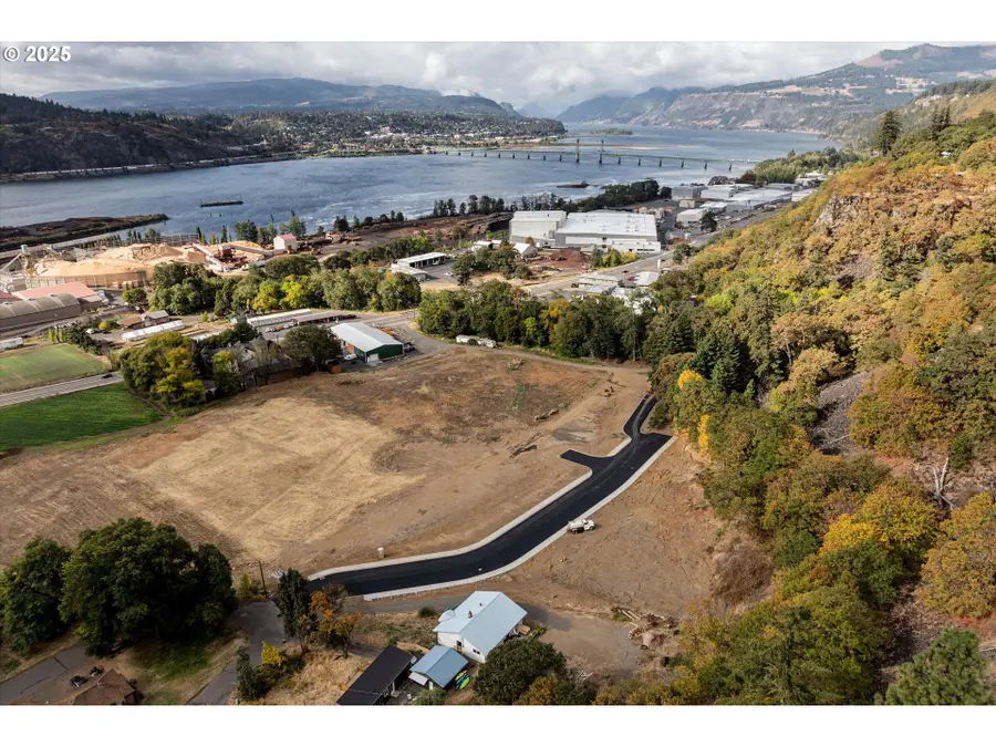 Poplar Dr #2, Bingen, WA 98605 - #2