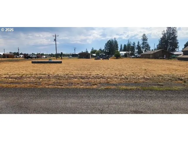 310 W Despain St, Ukiah, OR 97880 - #2