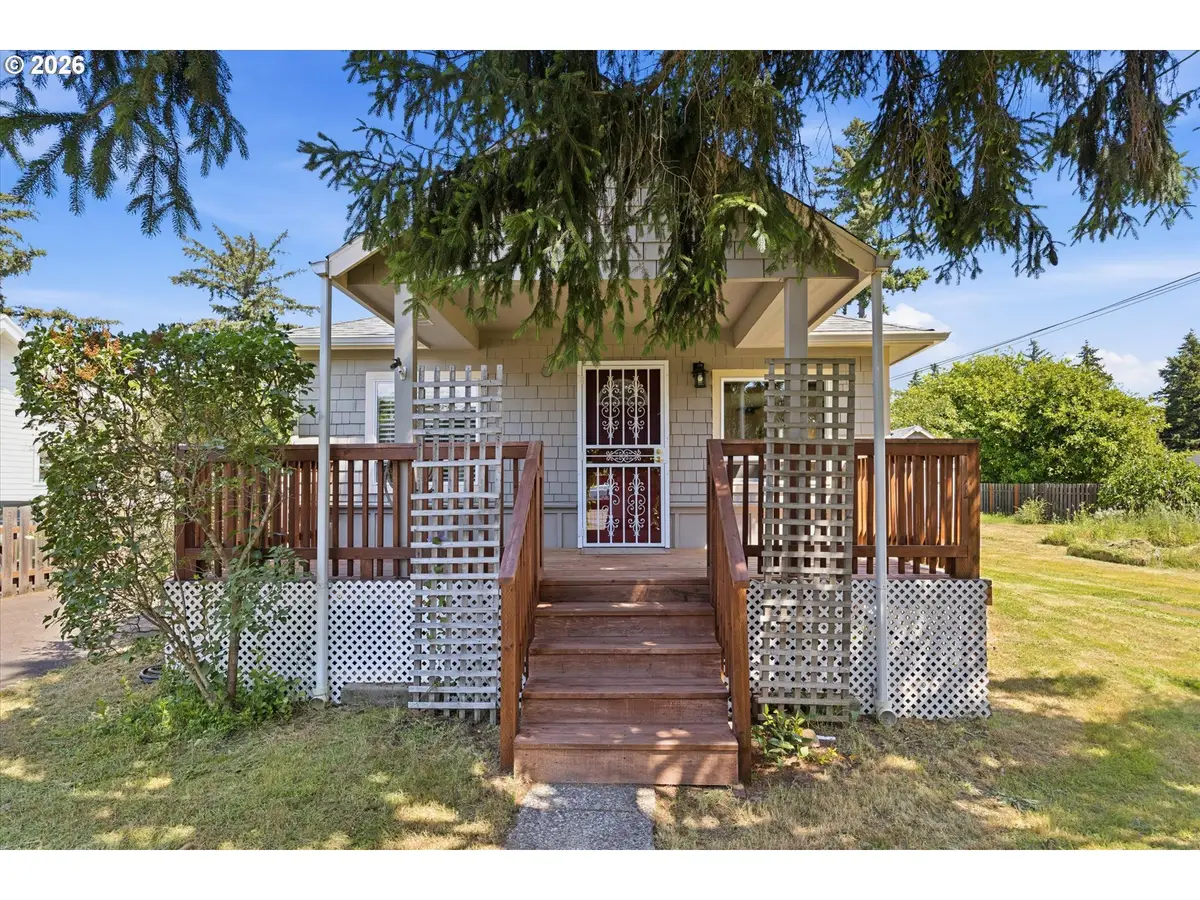 8327 SE Clatsop St, Portland, OR 97266 - #1