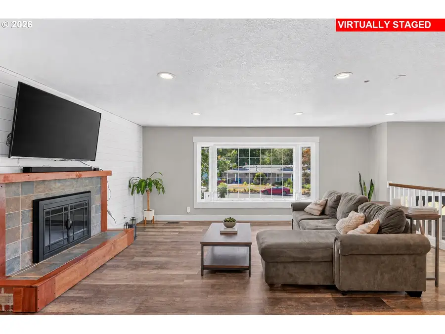 20665 SW Essen Ct, Beaverton, OR 97078 - #3