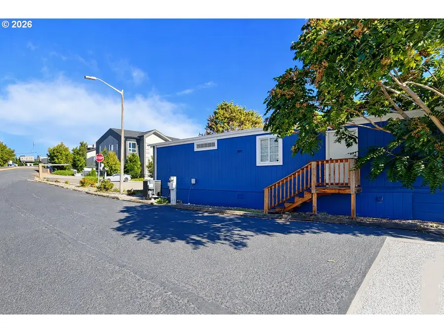 7842 SE Lindy St, Portland, OR 97206 - #3