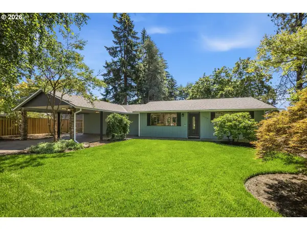 19530 Central Point Rd, OregonCity, OR 97045
