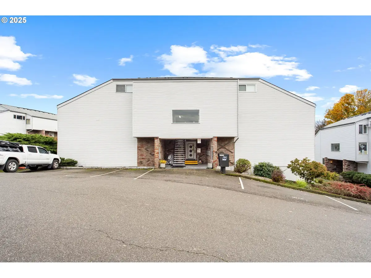 311 NE 85th St #R, Vancouver, WA 98665 - Image #1