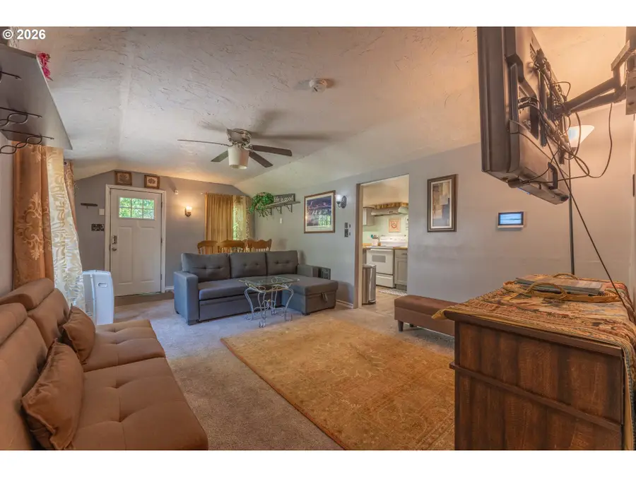 2700 Underhill Ln, Northwest Clackamas, OR 97068 - #3