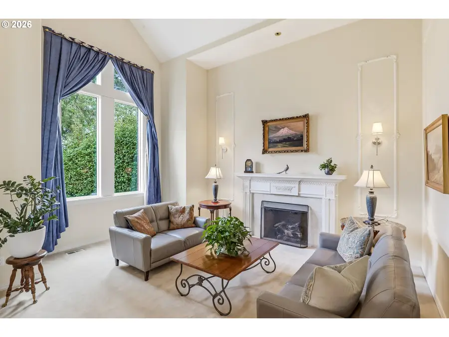 2484 Marylshire Ln, Northwest Clackamas, OR 97034 - #3