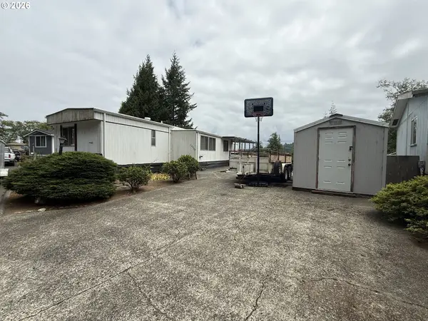 63659 Clear View Dr, CoosBay, OR 97420