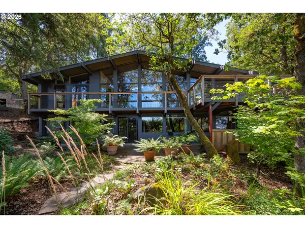 1210 Lemery Ln, Eugene, OR 97405