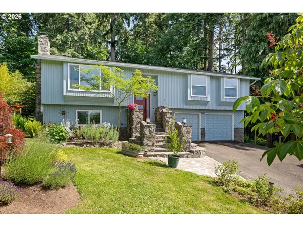 15931 SE Heidi Ln, Damascus, OR 97089
