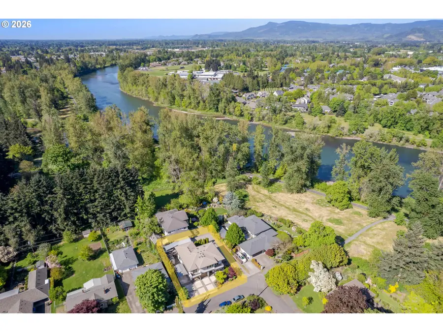 129 Arbor Dr, Eugene, OR 97404 - #2