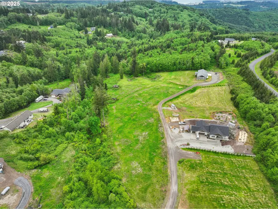 333 Powder Hill Dr, Kalama, WA 98625 - Image #2