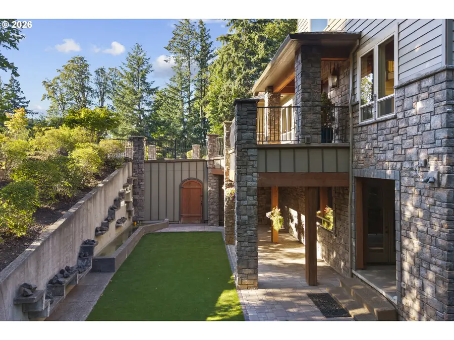 1048 NW Eloise Ln, Portland, OR 97229 - #3