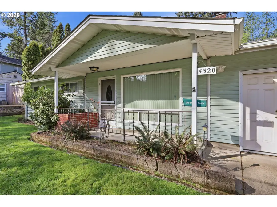 4320 Fox Hollow Rd, Eugene, OR 97405 - #3