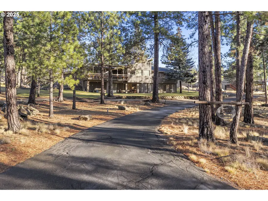 69944 Meadow View Rd, Sisters, OR 97759 - Image #3